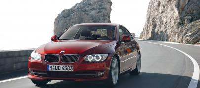 BMW 3 Series Coupe (2011) - picture 7 of 24