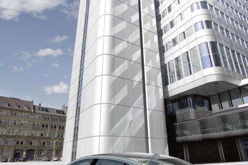 BMW 5 Series Sedan Long Wheelbase (2011) - picture 9 of 15
