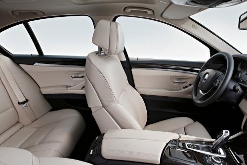 BMW 5 Series Sedan (2011) - picture 40 of 57