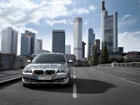 BMW 5 Series Sedan (2011) - picture 19 of 57