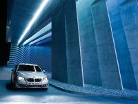 BMW 5 Series Sedan (2011) - picture 30 of 57