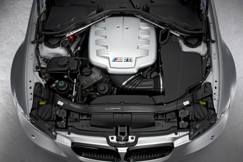 BMW M3 E90 CRT (2011) - picture 16 of 29