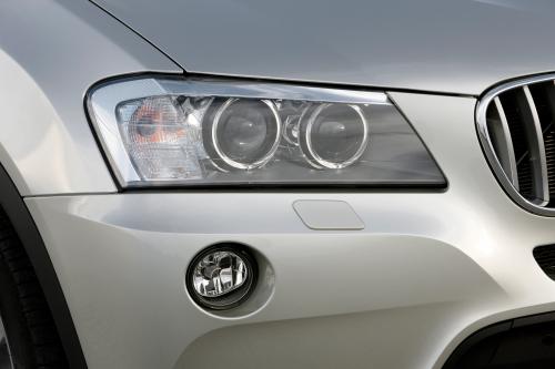 BMW X3 (2011) - picture 1 of 50