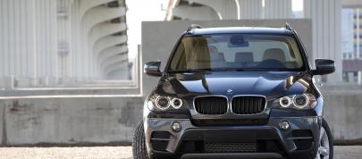 BMW X5 (2011) - picture 143 of 153