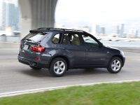 BMW X5 (2011) - picture 27 of 153