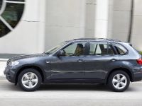 BMW X5 (2011) - picture 59 of 153