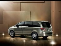 Buick GL8 (2011) - picture 4 of 28