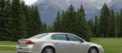 Buick Lucerne (2011) - picture 4 of 6