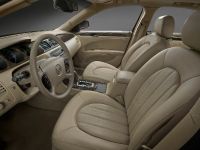Buick Lucerne (2011) - picture 5 of 6