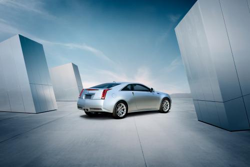 Cadillac CTS Coupe (2011) - picture 9 of 18