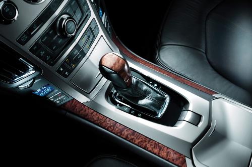 Cadillac CTS Coupe (2011) - picture 17 of 18