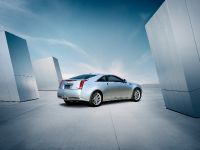 Cadillac CTS Coupe (2011) - picture 2 of 18
