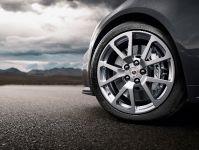 Cadillac CTS-V Coupe (2011) - picture 3 of 10