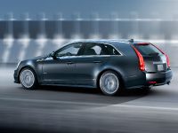 Cadillac CTS-V Sport Wagon (2011) - picture 3 of 13