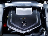 Cadillac CTS-V (2011) - picture 4 of 12