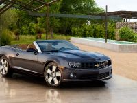 Chevrolet Camaro Convertible Neiman Marcus Edition (2011) - picture 1 of 2