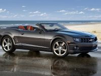 Chevrolet Camaro Convertible (2011) - picture 1 of 11