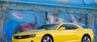 Chevrolet Camaro (2011) - picture 4 of 14