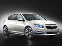 Chevrolet Cruze Hatchback (2011) - picture 1 of 3
