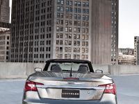 Chrysler 200 S convertible (2011) - picture 3 of 3