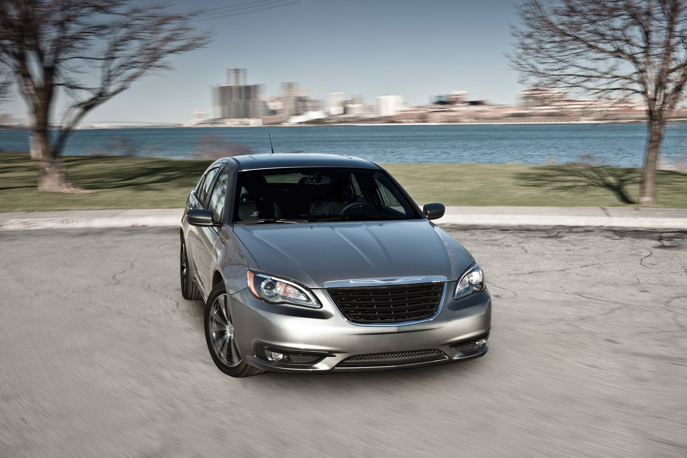 Chrysler 200 S sedan