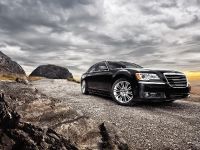 Chrysler 300 (2011) - picture 1 of 41