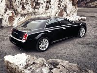 Chrysler 300 (2011) - picture 10 of 41
