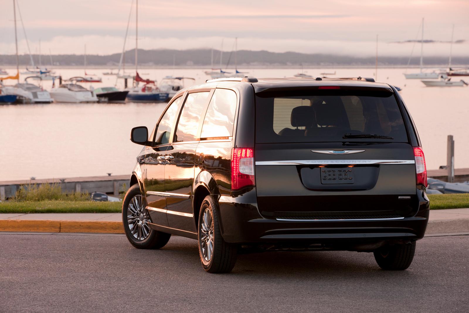 Chrysler Town and Country