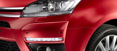 Citroen C4 Picasso (2011) - picture 4 of 5