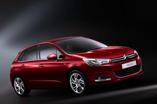 Citroen C4 (2011) - picture 8 of 15