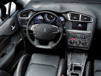 Citroen C4 (2011) - picture 13 of 15