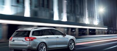 Citroen C5 facelift (2011) - picture 12 of 20