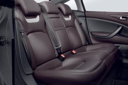 Citroen C5 facelift (2011) - picture 8 of 20