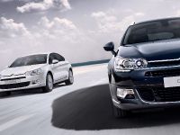 Citroen C5 facelift (2011) - picture 6 of 20