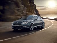 Citroen C5 facelift (2011) - picture 1 of 20