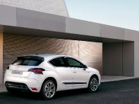 Citroen DS4 (2011) - picture 4 of 30