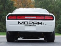 Dodge Challenger Drag Pak (2011) - picture 4 of 10