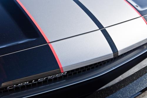 Dodge Challenger RT (2011) - picture 17 of 19