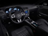 Dodge Challenger RT (2011) - picture 3 of 19