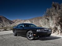 Dodge Challenger RT (2011) - picture 13 of 19