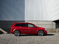 Dodge Journey (2011) - picture 5 of 11
