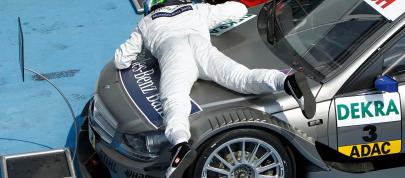 DTM season - Mercedes-Benz Bank AMG C-Class (2011) - picture 44 of 49