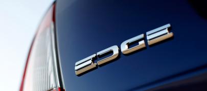 Ford Edge Limited (2011) - picture 36 of 38