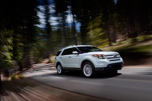 Ford Explorer (2011) - picture 9 of 33