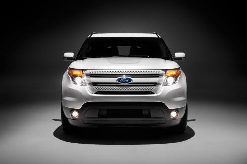 Ford Explorer (2011) - picture 16 of 33