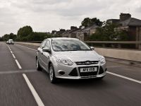 Ford Focus Studio (2011) - picture 2 of 4