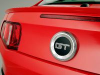 Ford Mustang GT (2011) - picture 7 of 15