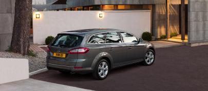 Ford Mondeo Avant (2011) - picture 7 of 10