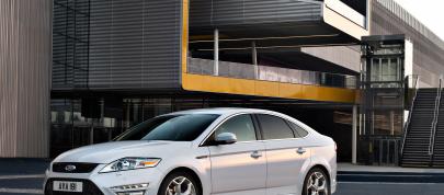 Ford Mondeo (2011) - picture 15 of 35