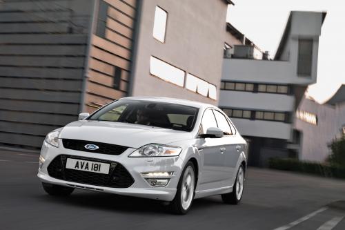 Ford Mondeo (2011) - picture 9 of 35
